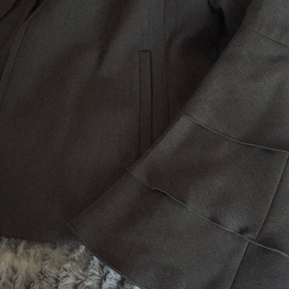 Banana Republic suit bell sleeve suit blazer - Picture 6 of 8